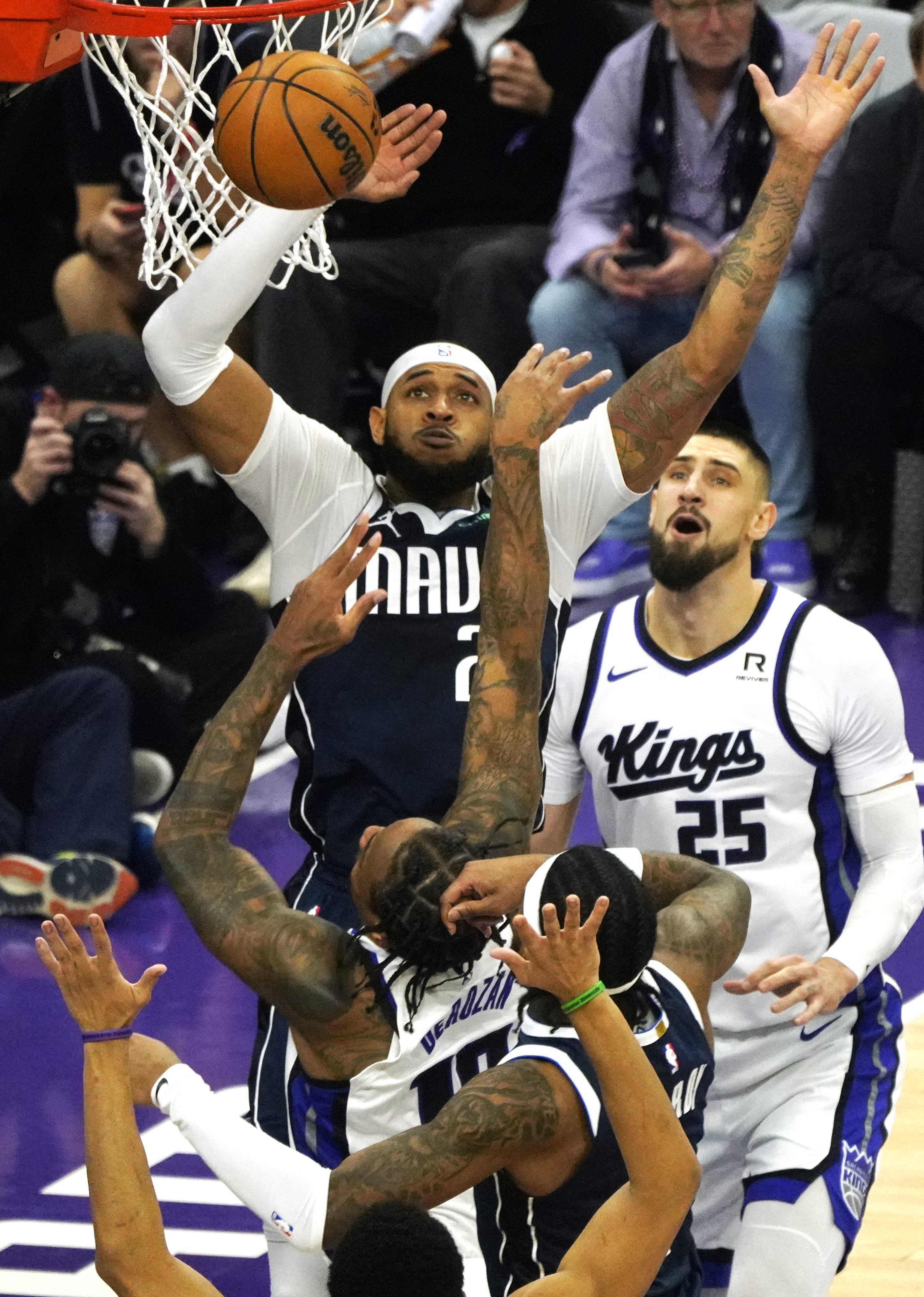 乐鱼app-达拉斯独行侠发布备战花絮，国际比赛日内部沟通，中超任务艰巨，纪律约束更严格(中超联赛第30轮大结局)